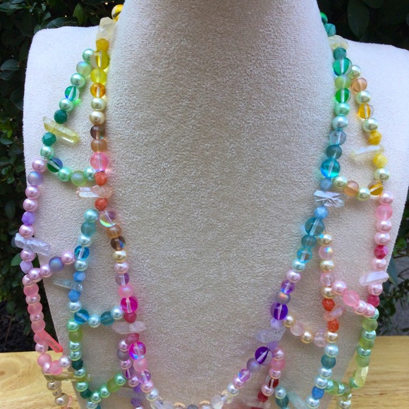 Celestial Aura Crystal Point Necklace - Picture 3 of 6